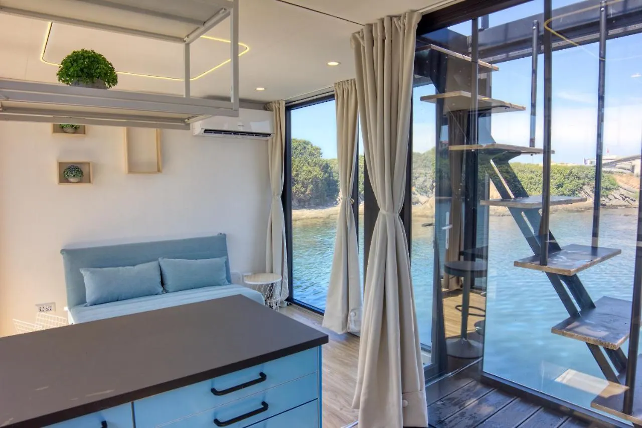 Bateau-hôtel HOUSEBOAT Blue Lagoon Stintino