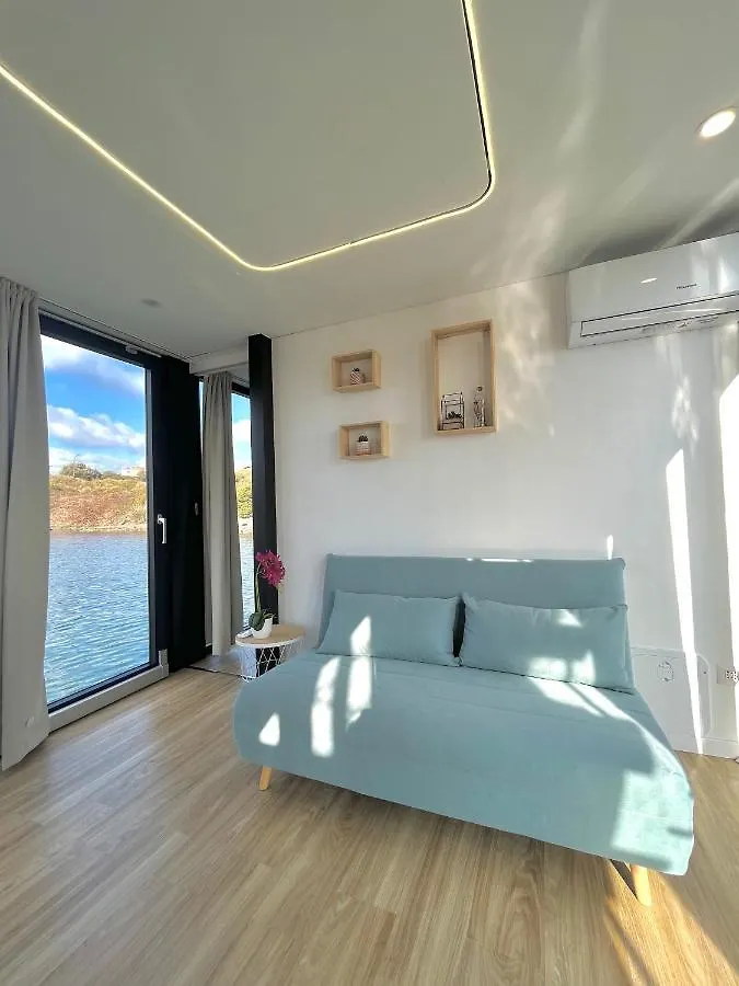 Bateau-hôtel HOUSEBOAT Blue Lagoon Stintino